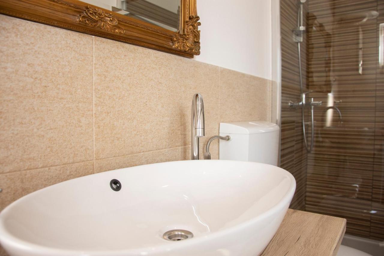 Holiday House By The Sea Vigo Zadar Exterior photo